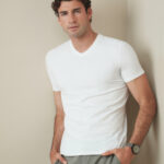 Stretch-T V-neck for men