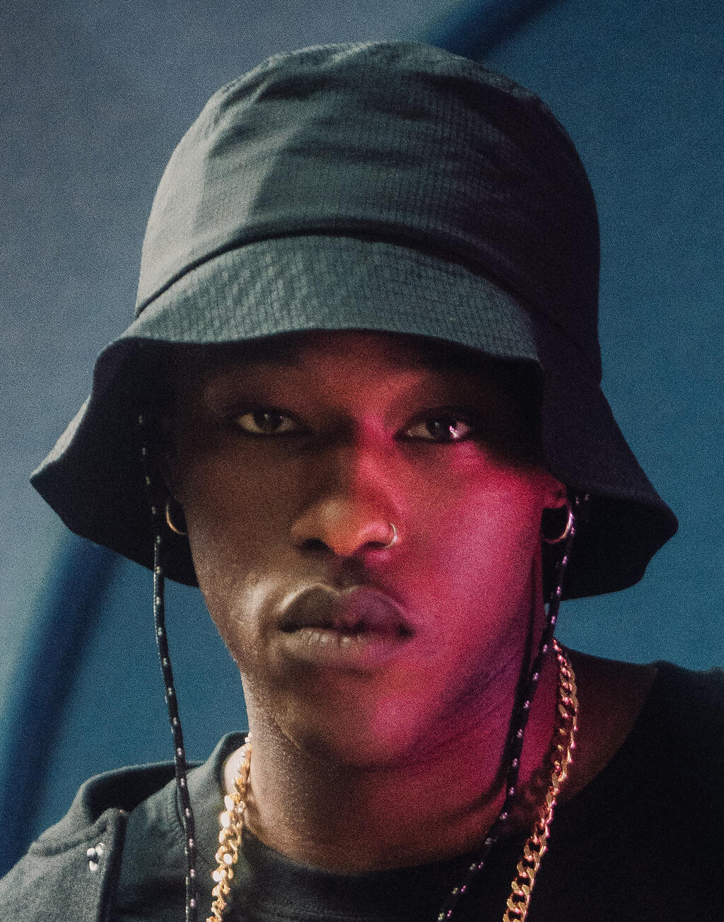 387_68_101_m-2023_04.jpg Adjustable Flexfit Bucket Hat – Bild 1