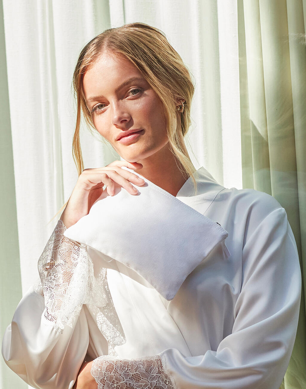 615_28_002_m-2023_02.jpg Canvas Accessory Pouch – Bild 1