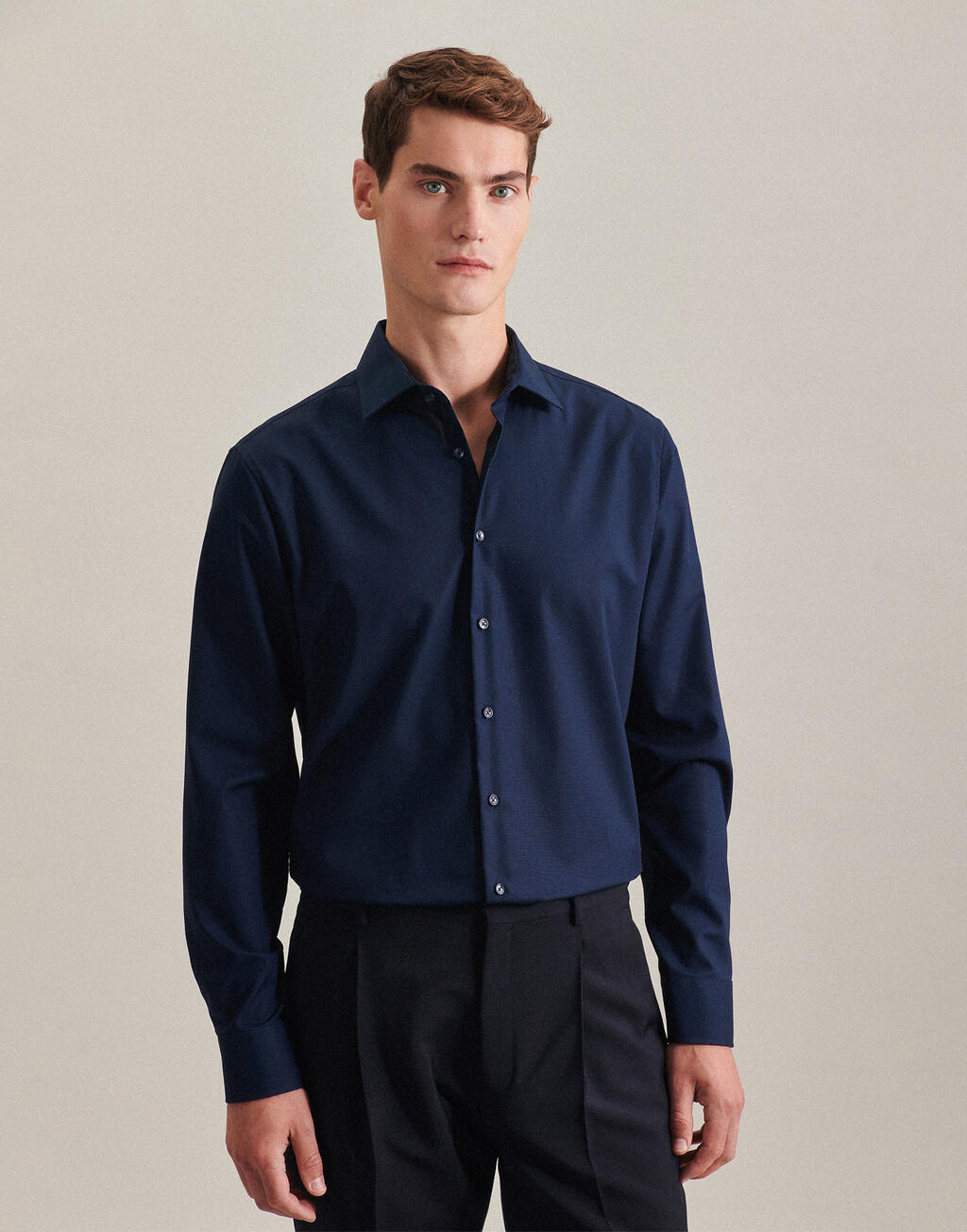 758_20_208_m-2023_01.jpg Seidensticker Shaped Fit 1/1 Business Kent – Bild 1