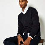Classic Fit Arundel V Neck Sweater