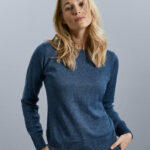 Ladies' Crew Neck Knitted Pullover