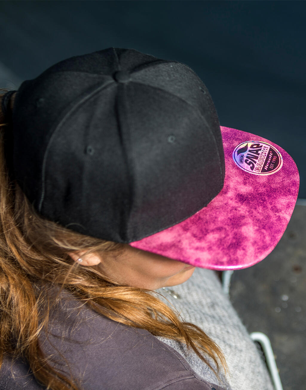 010_34_160_m-2018_01.jpg Bronx Glitter Flat Peak Snapback Cap - Image 1