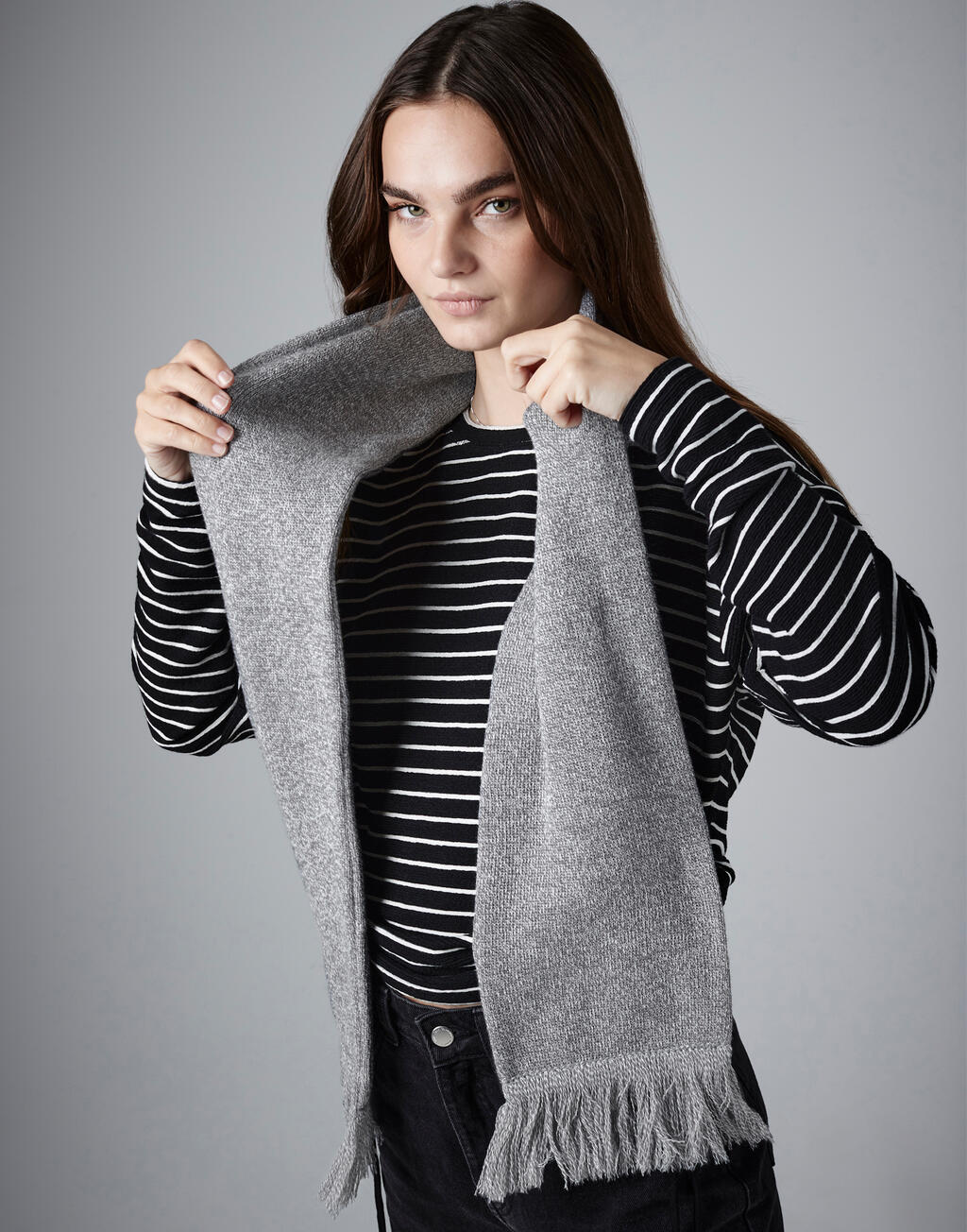 071_69_123_m-2022_01.jpg Echarpe classique – Image 1