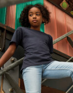 Signature Tagless Tee Kids – Image 9