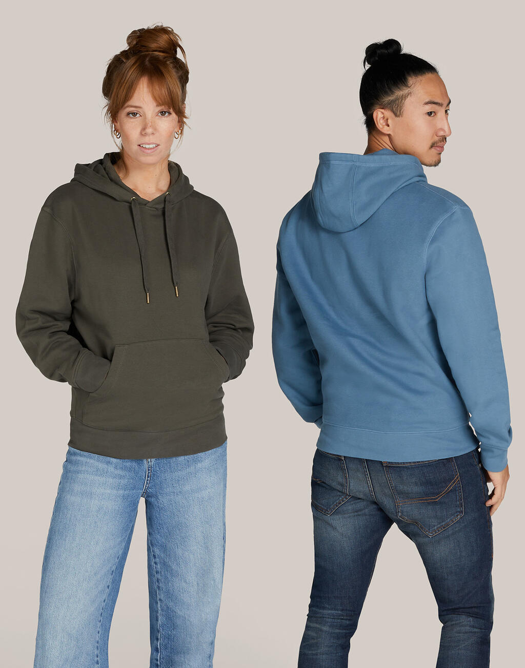 232_52_m-2023_01.jpg Signature Tagless Hooded Sweatshirt Unisex – Image 1