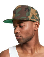 Classic Snapback in Camo