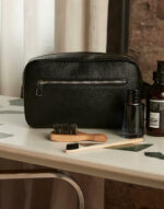 Tailored Luxe Wash Bag – Image 4