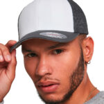 Czapeczka z daszkiem Flexfit Mesh Colored Front